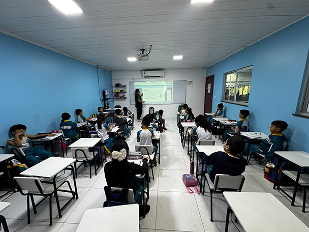 Construindo um Futuro Bilíngue - atividades extracurriculares
